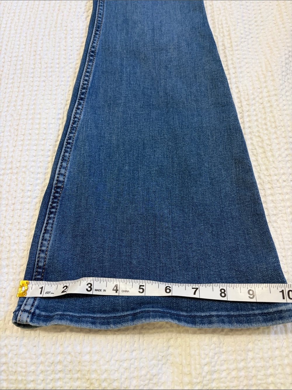 Hollister high rise flare jeans size 27 - Picture 7 of 10